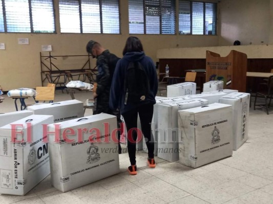 Previo al banderillazo: Así es el ambiente electoral que ya se vive en la capital (FOTOS)