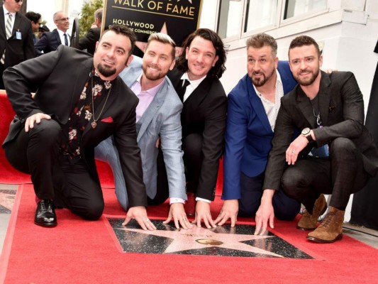 NSYNC recibe estrella en el Paseo de la Fama de Hollywood