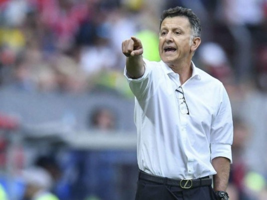 Suspenden dos meses a Juan Carlos Osorio por agredir a árbitro  