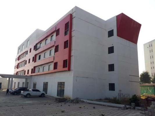 Guatemala: Ceden hotel de excandidato para pacientes con Covid-19