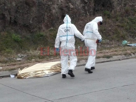 A escopetazos matan a un hombre en residencial Las Uvas en la capital