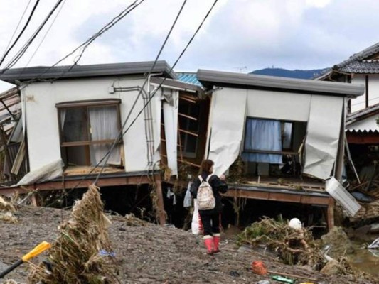 Sube a 70 el balance de muertos provocado por tifón Hagibis en Japón