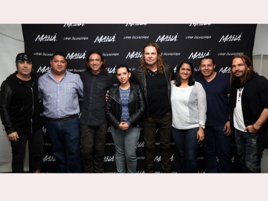 Hondureños cantan al ritmo de Maná