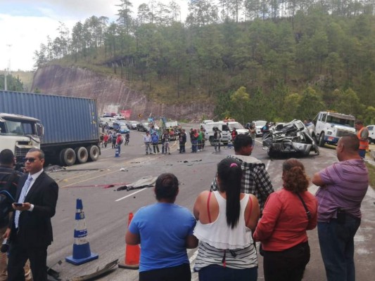 Comisionado en retiro, entre las víctimas del accidente en Zambrano