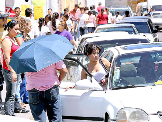 En suspenso aumento de transportistas a la tarifa del taxi colectivo en Tegucigalpa