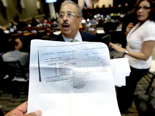 Rectora de la Universidad Nacional de Honduras rechaza injerencia de diputados