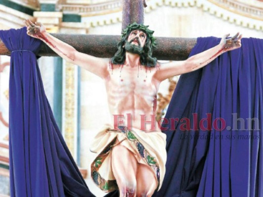 Fervor Semana Santa 2019: El morado, color de perdón y de penitencia