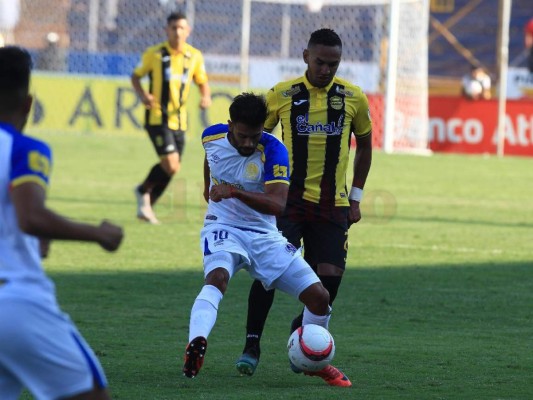 Olimpia y Real España firman un empate sin goles y siguen igualados en la tabla