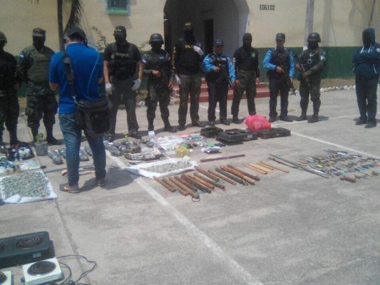 Decomisan fuerte suma de dinero, cigarros y aguardiente en centro penal de Santa Rosa de Copán