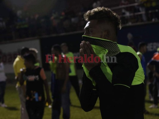 FOTOS: Tristeza, lágrimas y dolor en los jugadores del Olancho FC tras perder la final de la Liga de Ascenso ante Real Sociedad