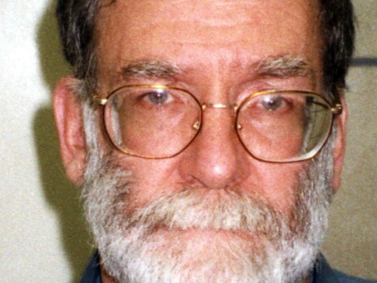 Los rostros de los asesinos seriales más temidos del mundo (FOTOS)