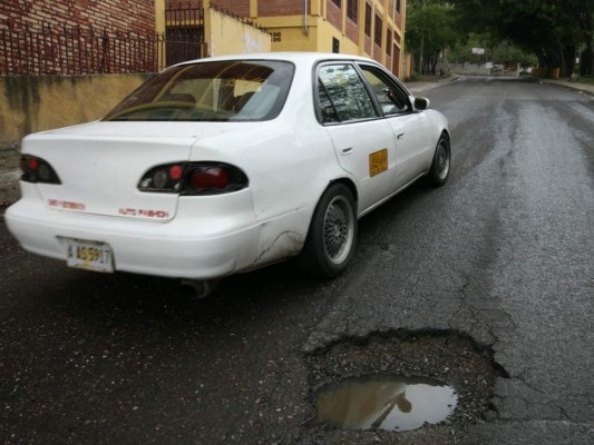 Averías que se provocan en el vehículo a causa de los baches