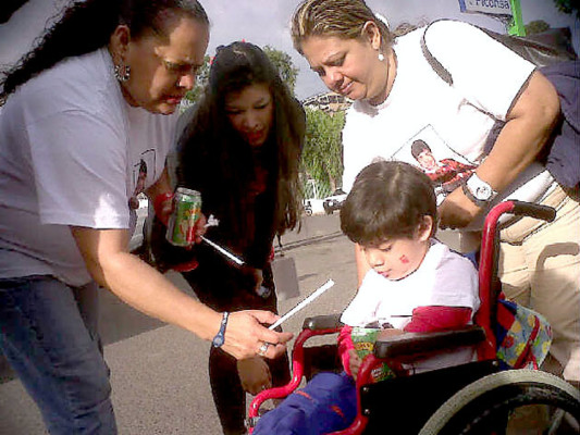 Caravanas de amor recorrieron Honduras