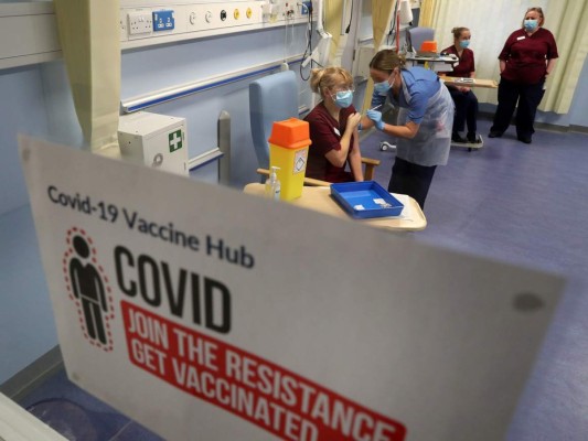 Cómo es el proceso de vacunación contra el covid-19 y qué esperar  