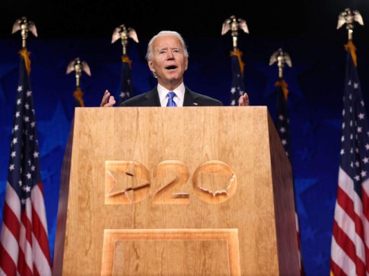 El candidato presidencial demócrata Joe Biden habla en la cuarta noche de la Convención Nacional Demócrata desde el Chase Center. Foto: Agencia AFP.