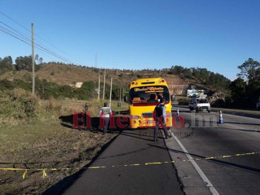 Tiroteo dentro de bus rapidito deja una persona muerta y otra herida en la CA-5