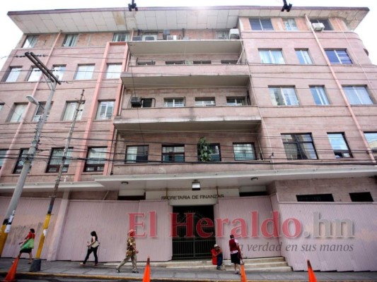 Finanzas elabora el presupuesto general de la República 2022