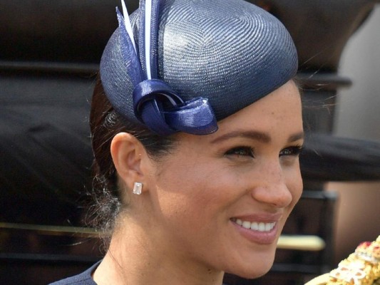 FOTOS: Así reapareció Meghan Markle un mes después de dar a luz a su hijo Archie