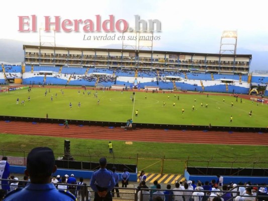 FIFA castiga a Honduras con millonaria multa y cierre de graderías en el Olímpico