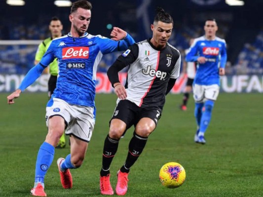 En peligro el Napoli-Juventus por temor a un brote masivo de coronavirus