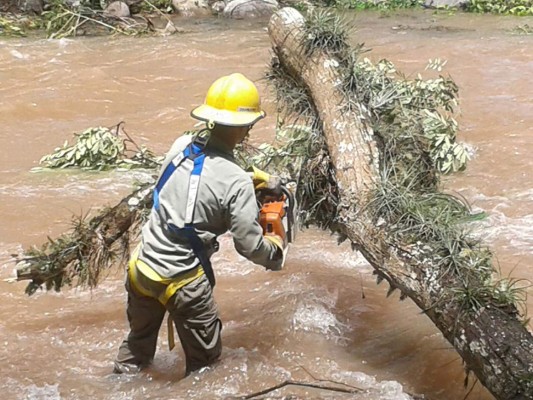 Evacuados, desbordamientos e incomunicados por lluvias en Honduras&nbsp;&nbsp;&nbsp;