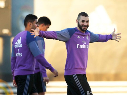 Benzema vuelve a entrenar con el Real Madrid, antes del derbi contra el Atlético