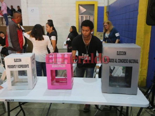 Así fue el inicio de las elecciones generales en Honduras