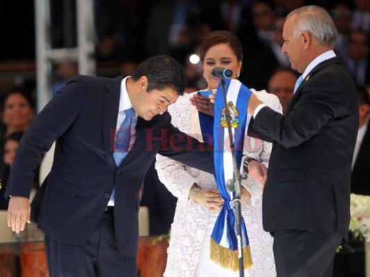 Enero 2018: Juan Orlando Hernández es juramentado como el primer presidente reelecto en Honduras