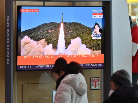 Corea del Norte 'dispara proyectil no identificado', según Seúl