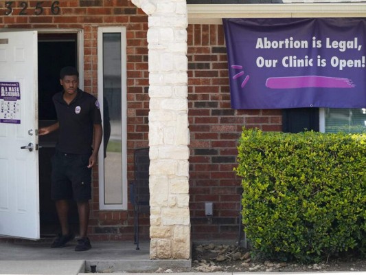 Lo que debes saber de la ley del aborto 'latidos del corazón' aprobada en Texas