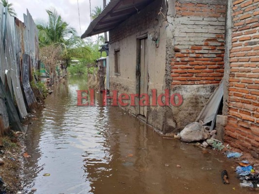 FOTOS: Los daños provocados por fuerte oleaje en la playa de Cedeño