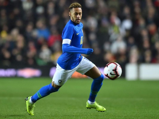 Neymar, sustituido con molestias al arranque del amistoso contra Camerún&nbsp;