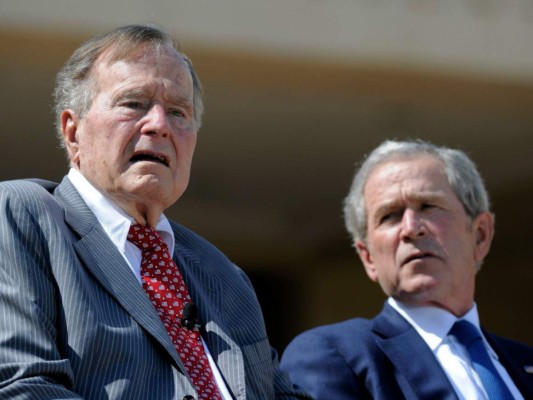 Expresidentes Bush llaman a rechazar 'el racismo, el antisemitismo y el odio'