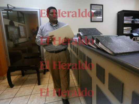 A solo horas de vencer el plazo para inscribirse como postulantes a Fiscal General y Adjunto