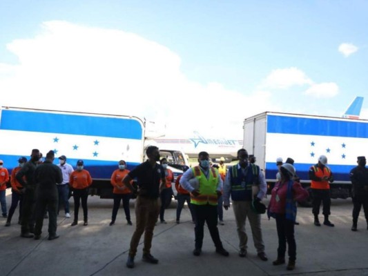 FOTOS: Así fue el recibimiento al lote de vacunas más grande donado a Honduras
