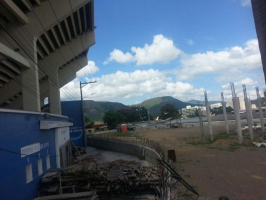 Sin fecha reinicio de construcción