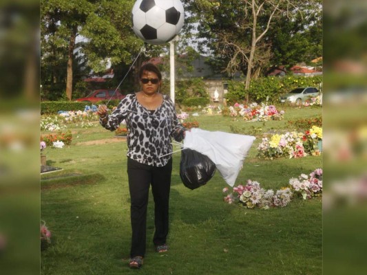 Mamá de Peralta: Boniek y Quioto me hicieron llorar