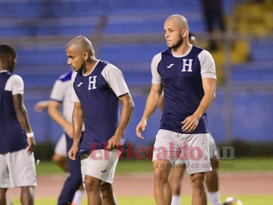 Rodríguez y Santos lucen nuevo look en duelo Honduras vs Trinidad y Tobago