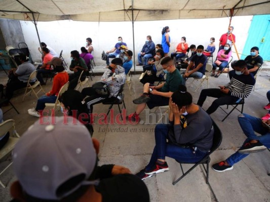 Dramáticas imágenes de la pandemia en Honduras: hospitales a punto del colapso