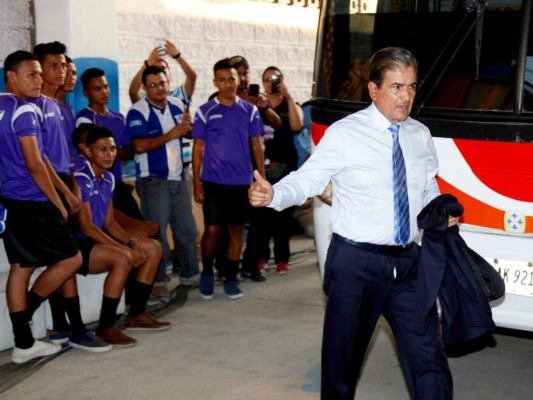 Selección de Honduras venció a El Salvador con lo mínimo y revive en la eliminatoria