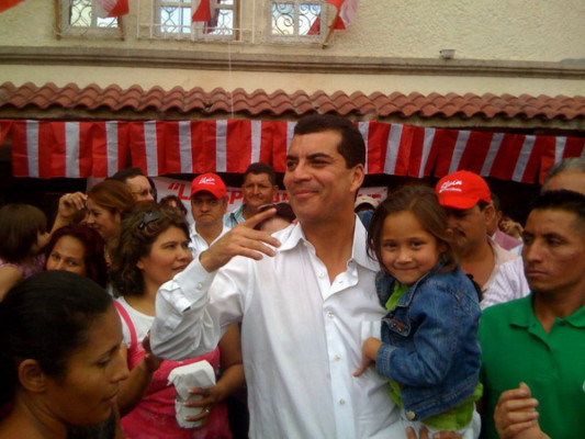 Liberales piden a Elvin Santos que lance precandidatura a la Presidencia