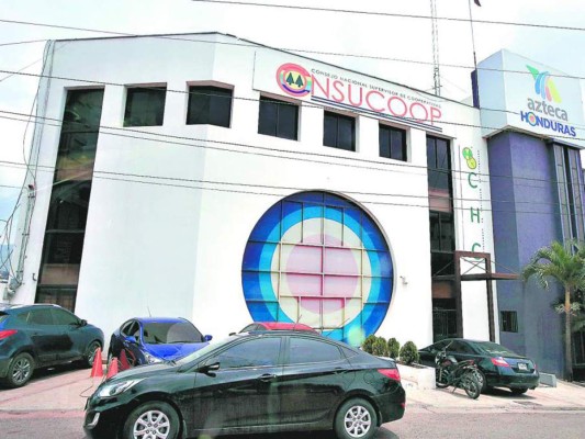 Las cooperativas analizan los riesgos de emitir tarjetas