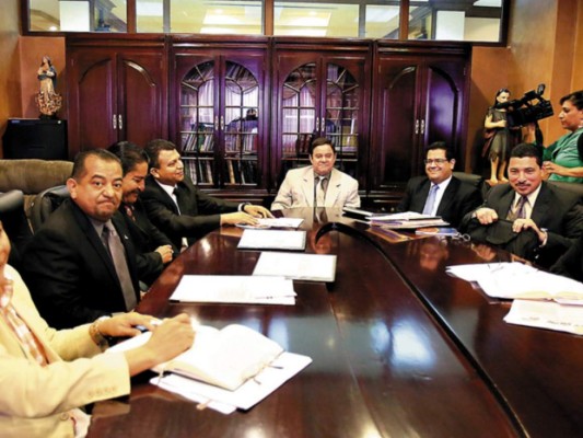 Honduras: Uso de tarjetas de crédito delató a exmiembros del Consejo de la Judicatura