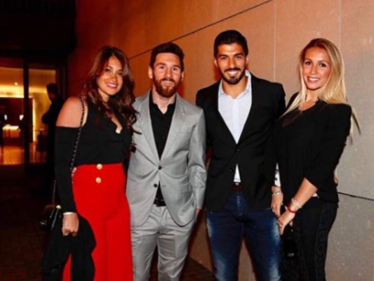 Fiestas, viajes y autos: los lujos de Luis Suárez (FOTOS)