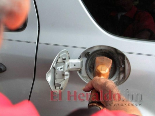 Los combustibles han subido 20 lempiras por galón este año