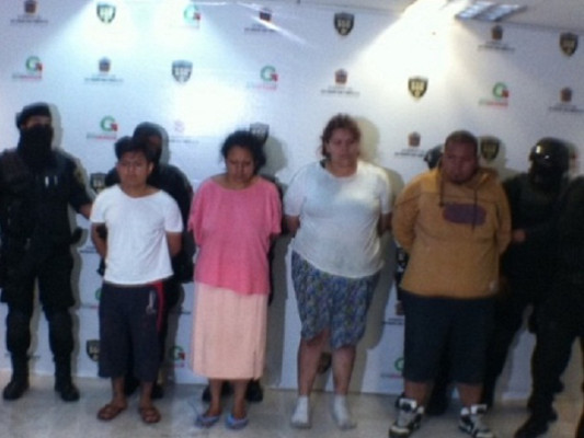 Sacó ojos a su hijo