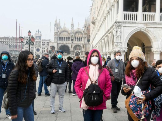 El Salvador prohíbe ingresos de Italia y Surcorea por virus