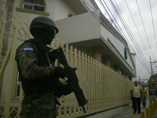 Honduras: Mario Zelaya regresa al Primer Batallón de Infantería