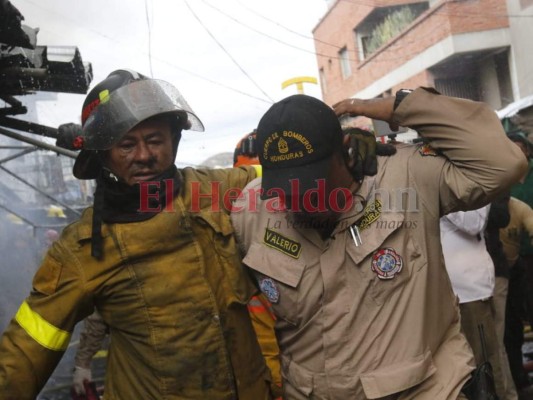 Bombero resulta afectado durante incendio en Comayagüela