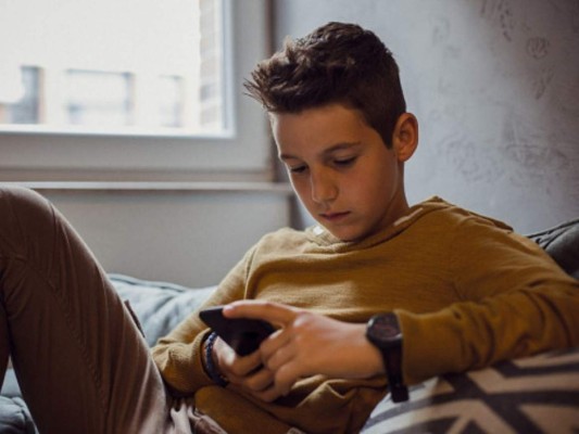 Advierten de casos de acoso escolar a través de redes sociales